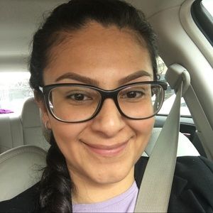 Meet your Posher, Linci